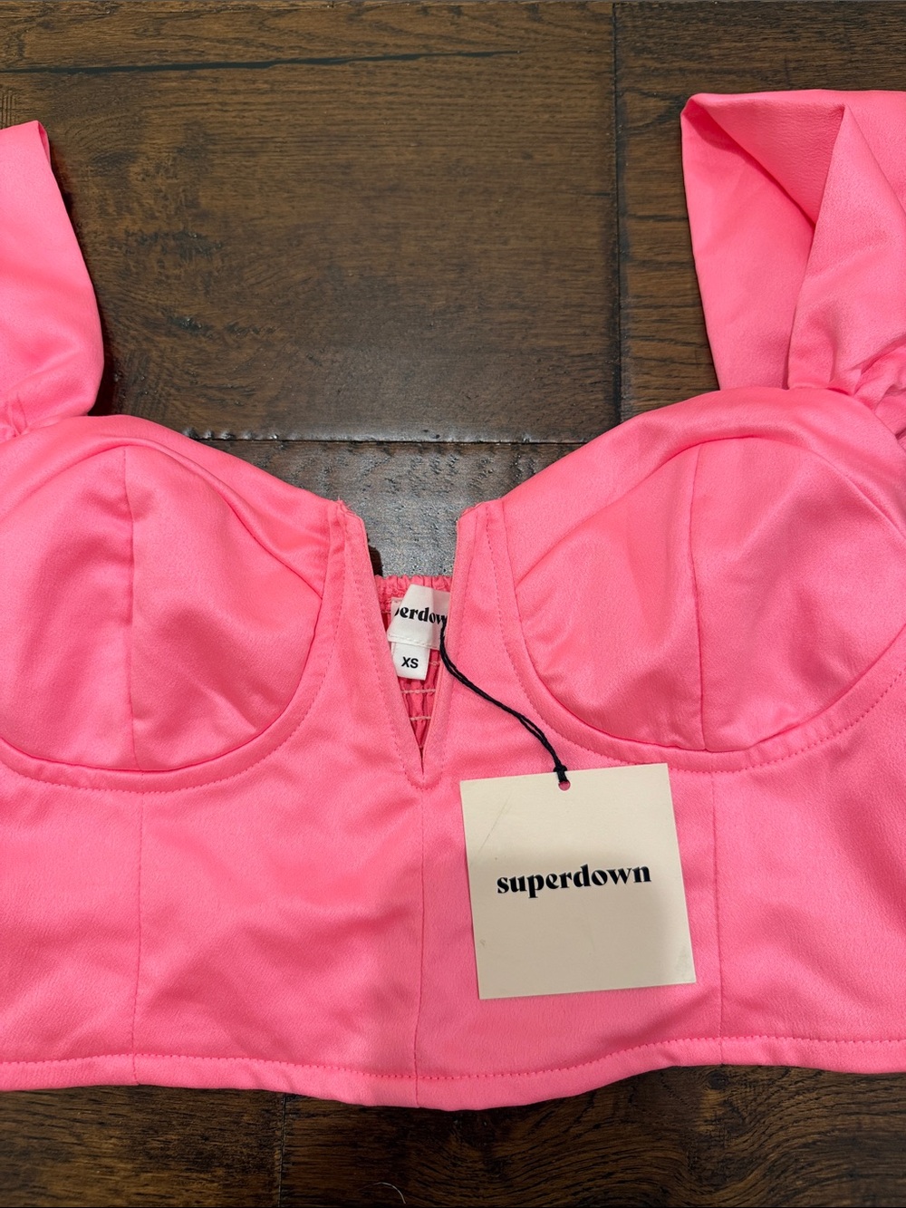 NEW Superdown/Revolve Top - Picture 5 of 5